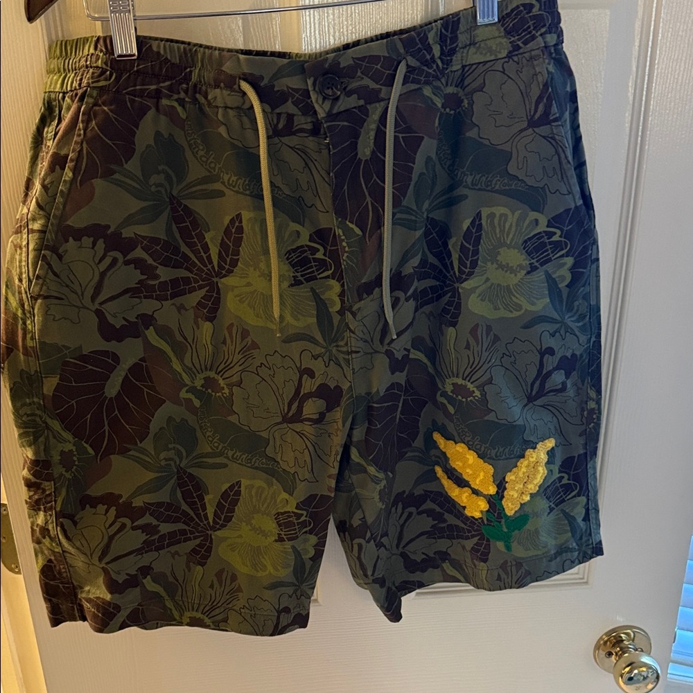 Scotch & Soda Green Floral Athletic Shorts